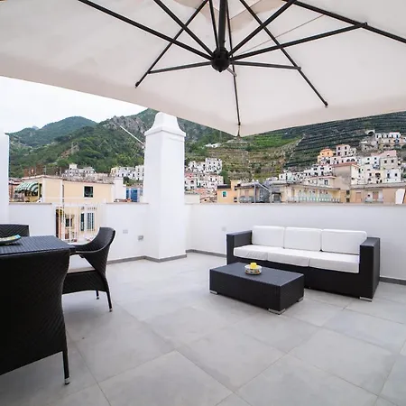 Reginna Lighthouse Maiori