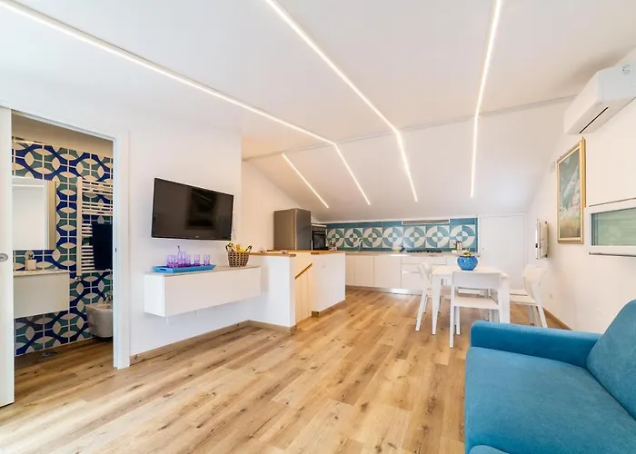 Reginna Lighthouse Penzion Maiori